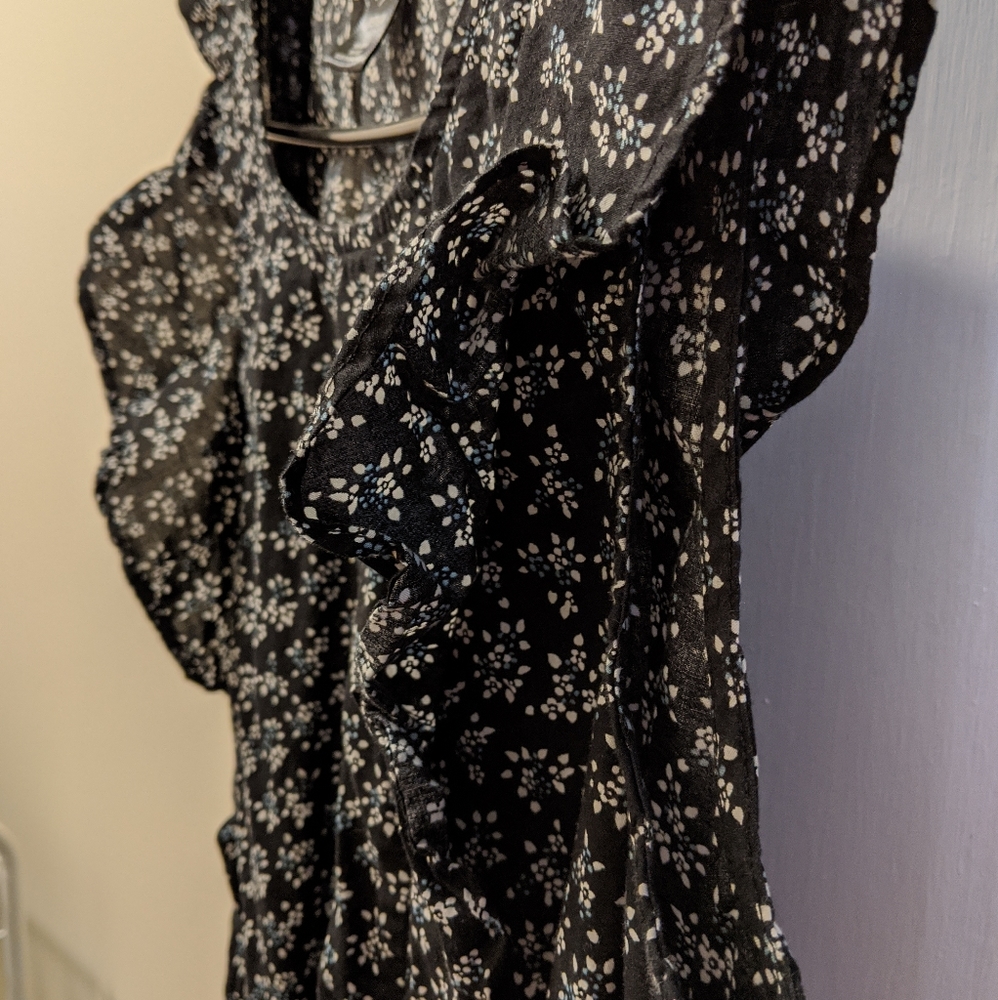 Dress - Picture 4 of 4